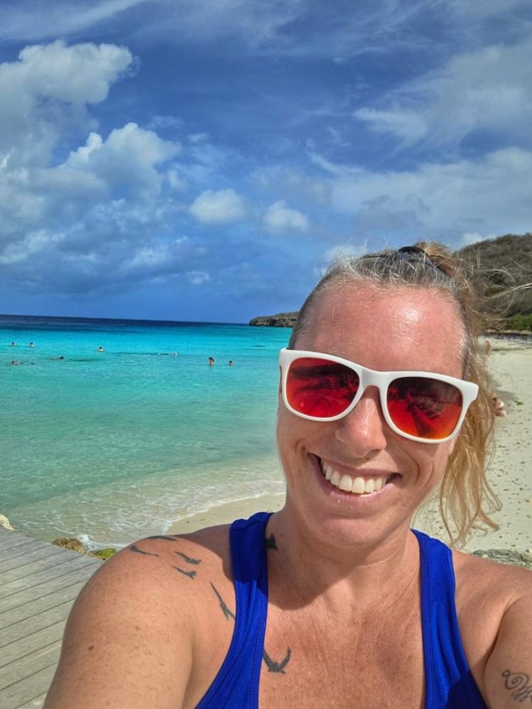 Porto Mari et moi — preuve qu’une journée plage peut très bien inclure un peu d’exploration!