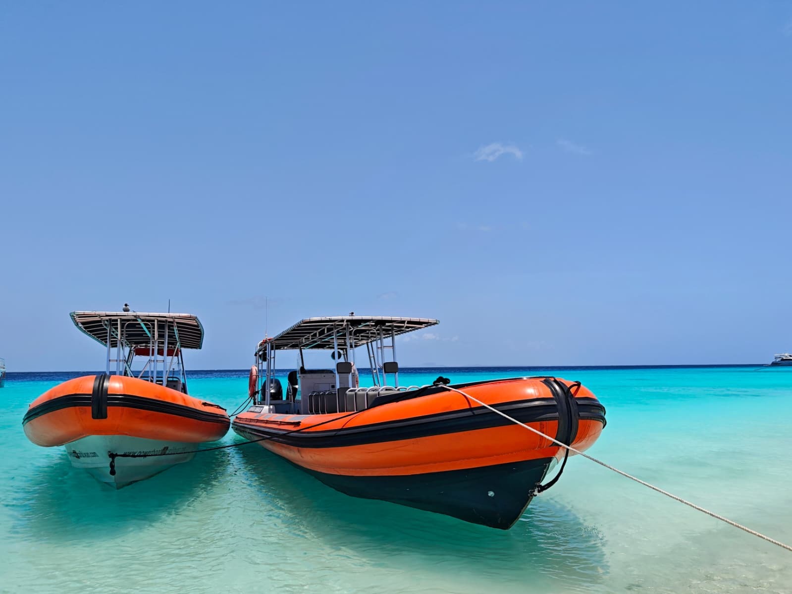 Power boat, Kein Curaca