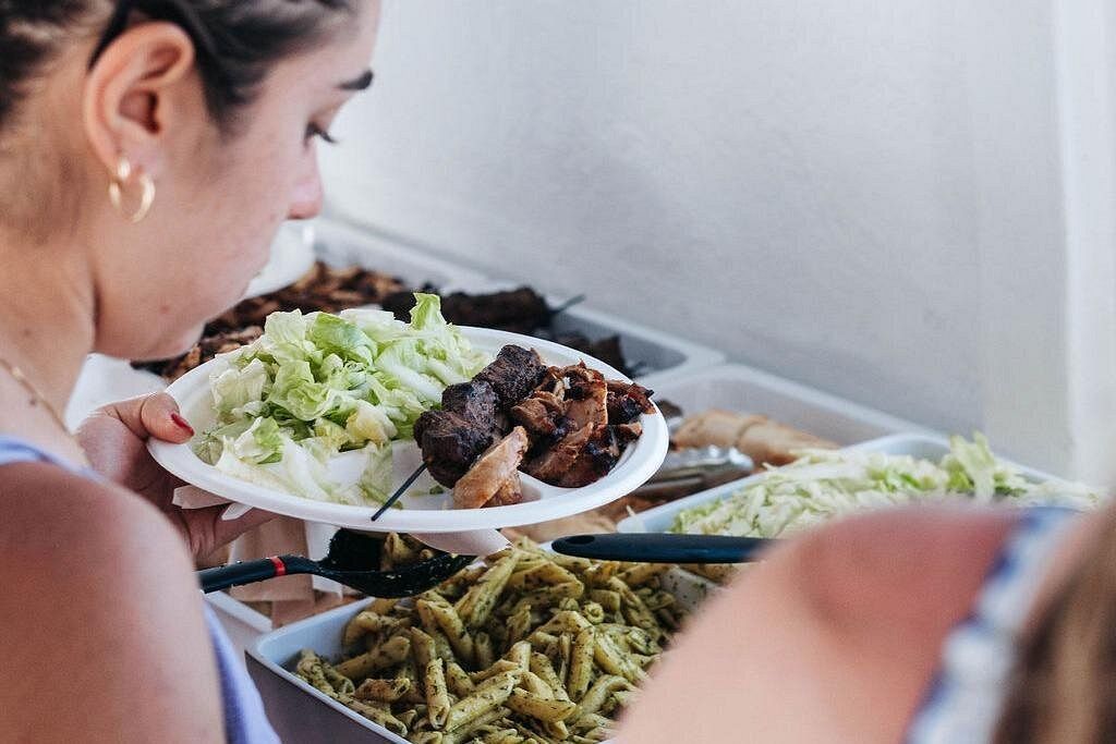 Irie-tours-BBQ-lunc.jpg